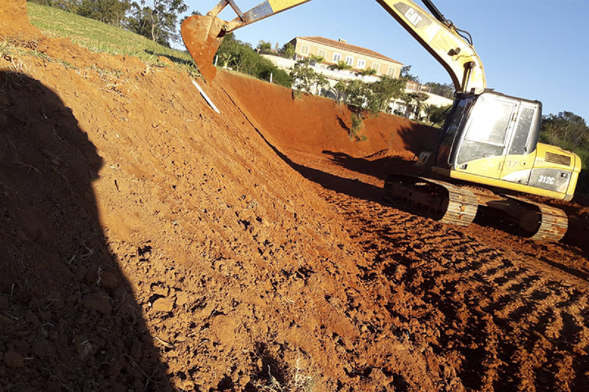 imagem4-fox9-terraplenagem-vinhedo
